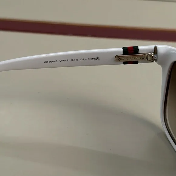 Gucci Sunglasses - Picture 3 of 5
